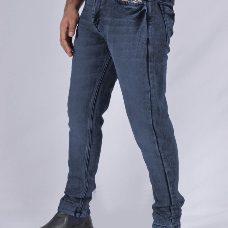 Diverse Men's Relaxed Fit Jeans--1
