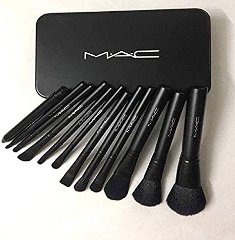 MAC Wet powder brush