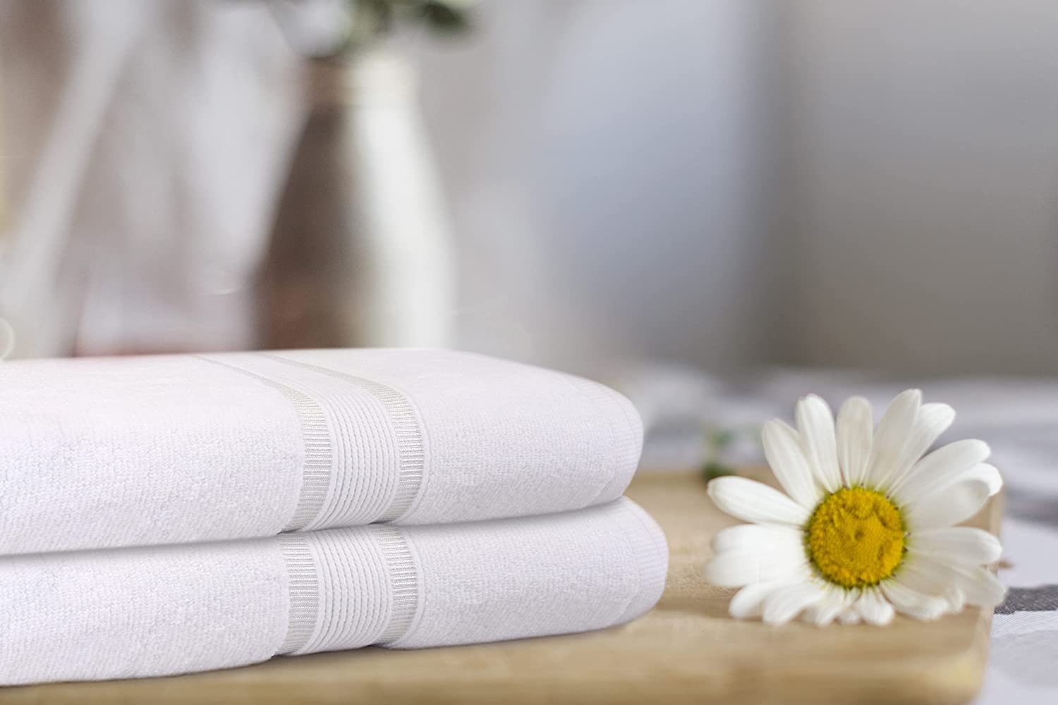 White Bath Towels–75 x 145cm Soft and Absorbent, Premium Quality Perfect for Daily Use 100% ZERO Twist Cotton Towel
